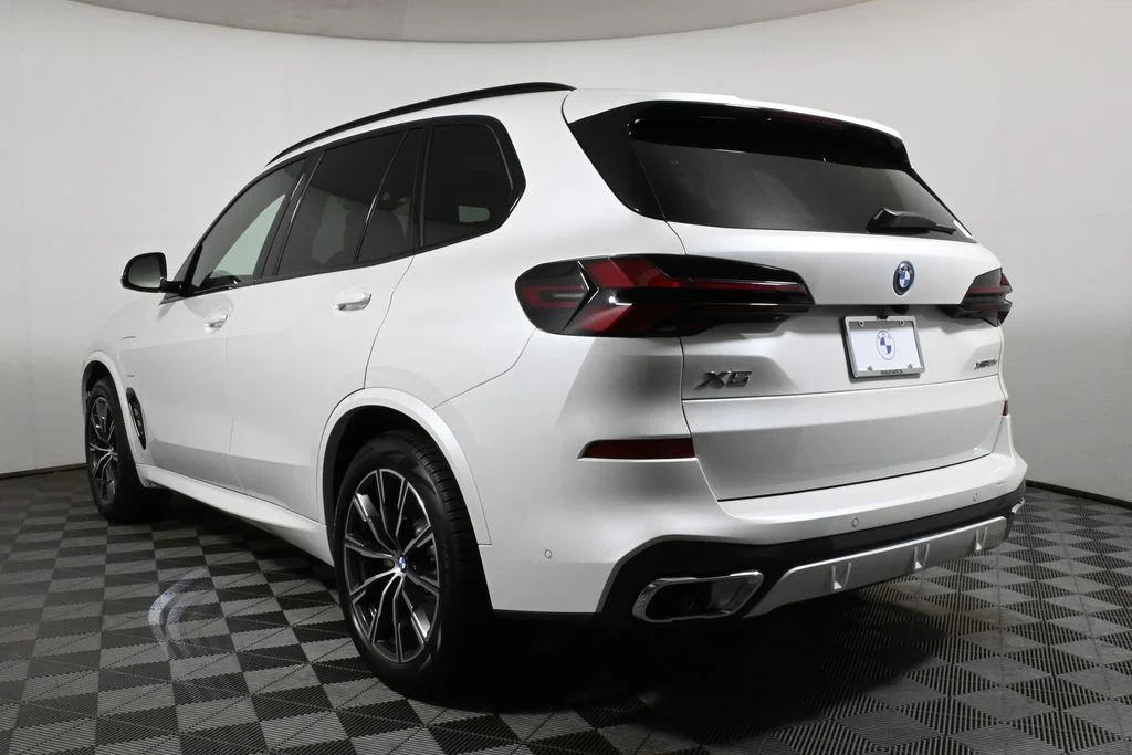 Used 2026 White BMW xDrive50e image 5