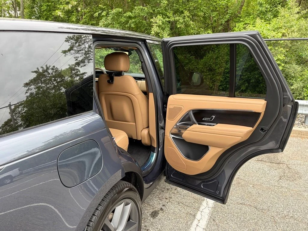 New 2026 Varesine Blue Land Rover SE image 16