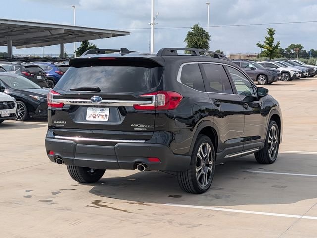 New 2026 CRYSTAL BLACK SILICA Subaru Limited 7-Passenger image 5