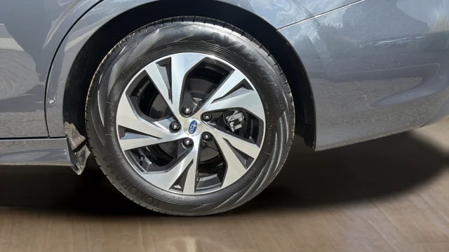 Used 2025 Gray Subaru Premium image 28