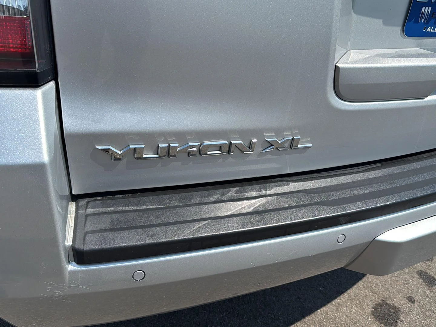 Used 2019 QUICKSILVER METALLIC GMC SLT image 31