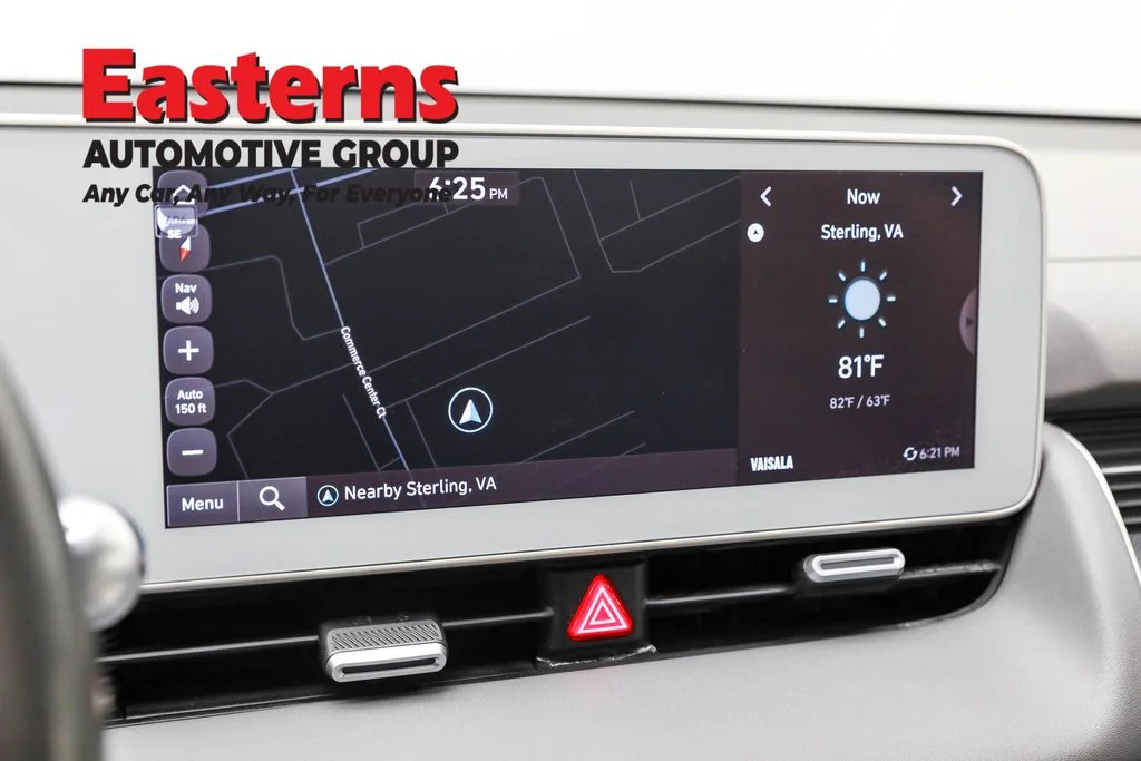 Used 2023 Gray Hyundai SEL image 19
