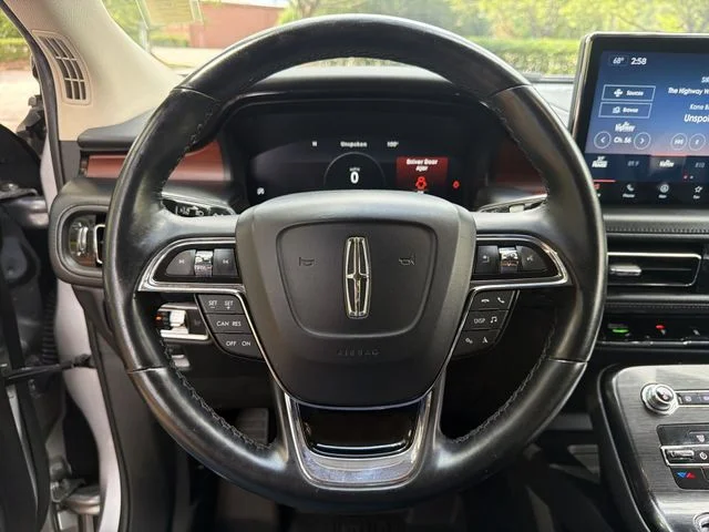 Used 2021 Silver Lincoln Reserve image 14