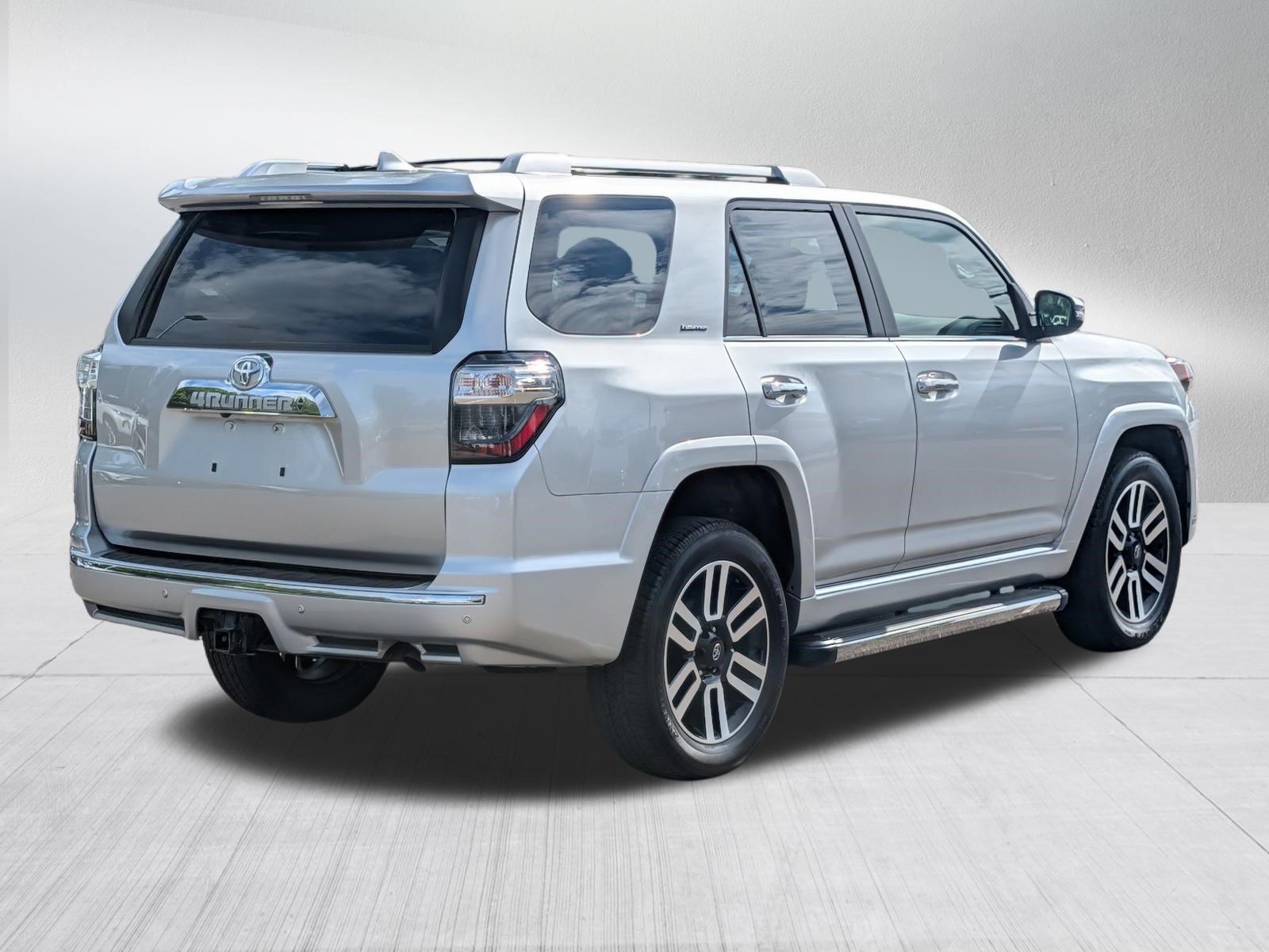 2023 Toyota 4Runner Limited - Photo 7
