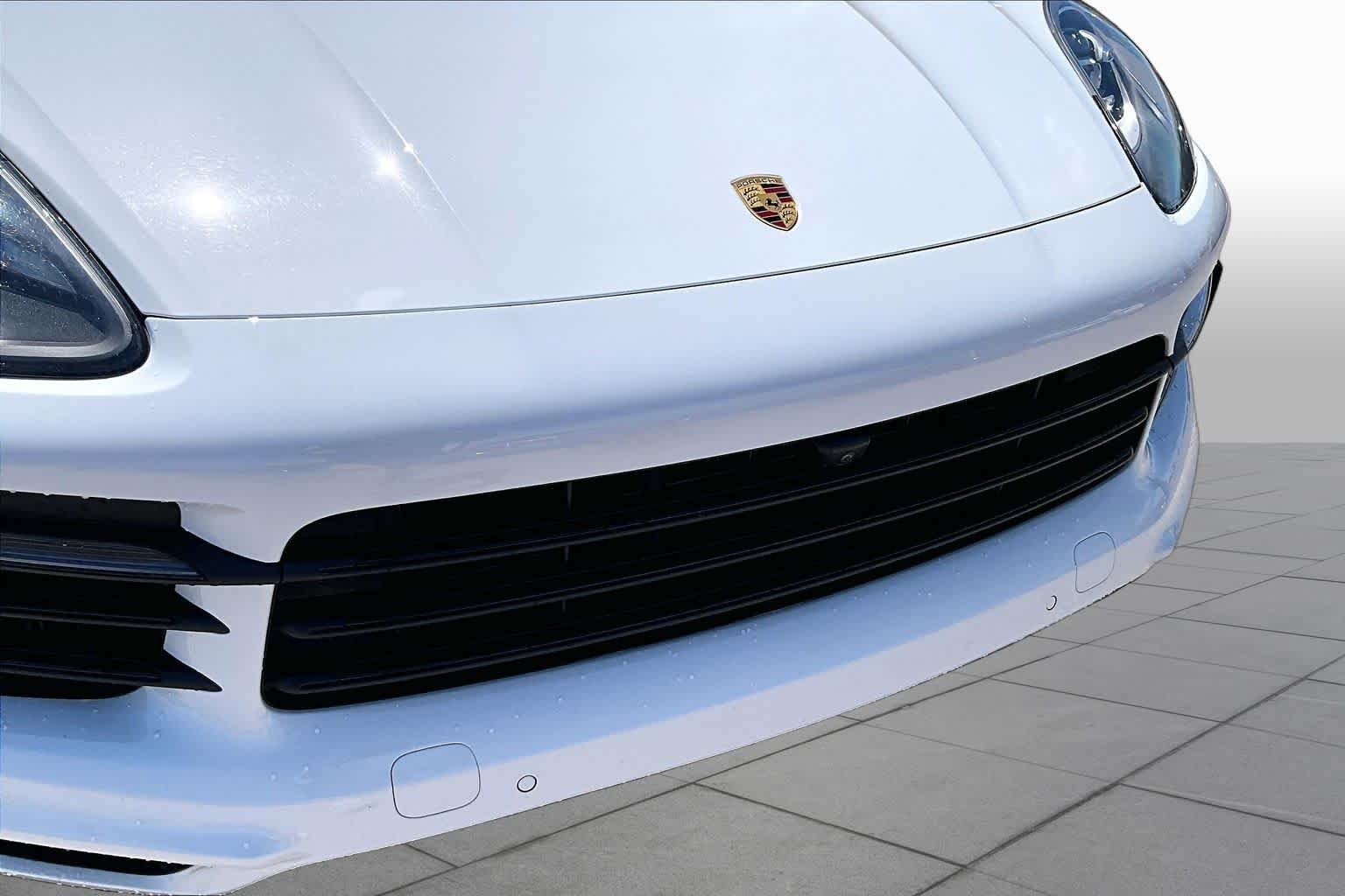 Used 2023 White Porsche  image 29