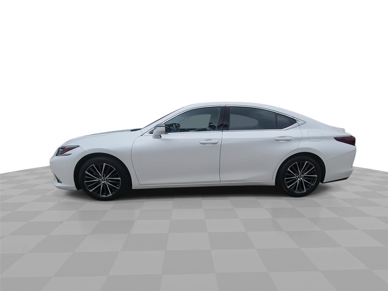 Used 2024 White Lexus ES 350 image 5