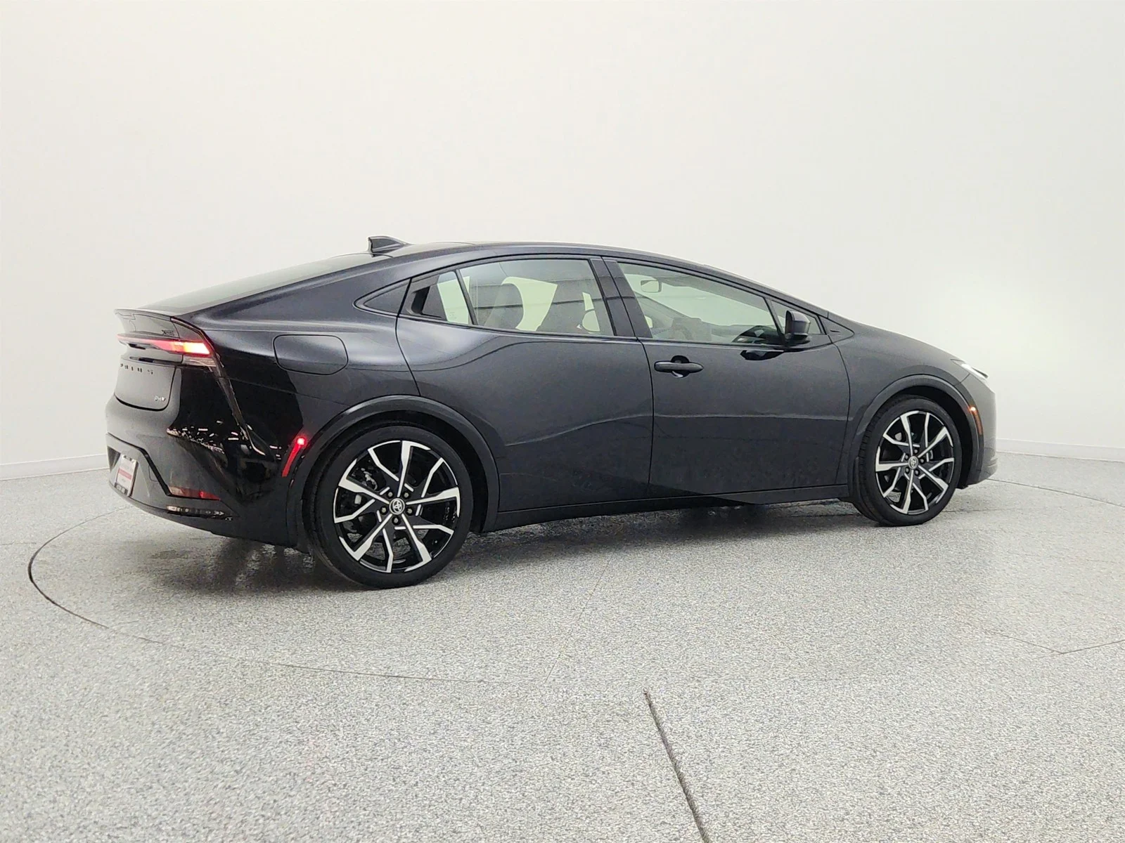Used 2025 Midnight Black Metallic Toyota XSE image 5