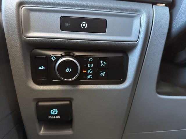 Used 2025 Blue Metallic Ford XLT image 26