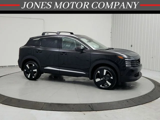 2026 Nissan Kicks 2.0 SR's photo