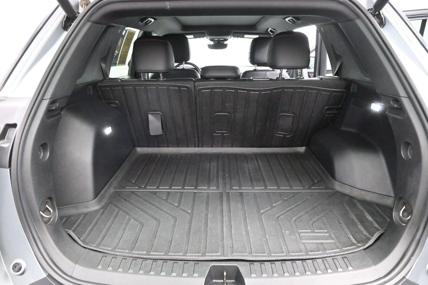 Used 2025 Sterling Gray Metallic Chevrolet FWD RS image 9