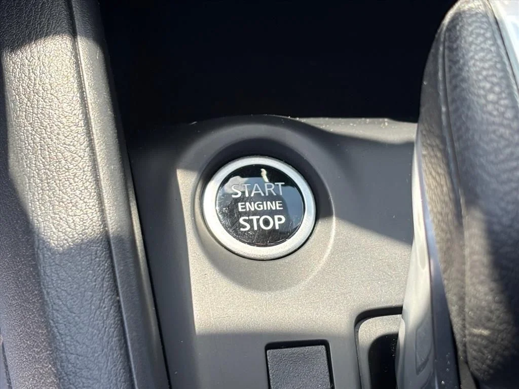 Used 2025 Black Nissan S image 17