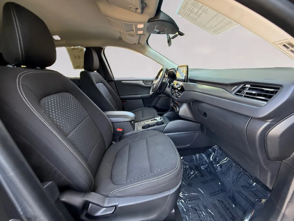 Used 2024 Gray Ford Active image 17
