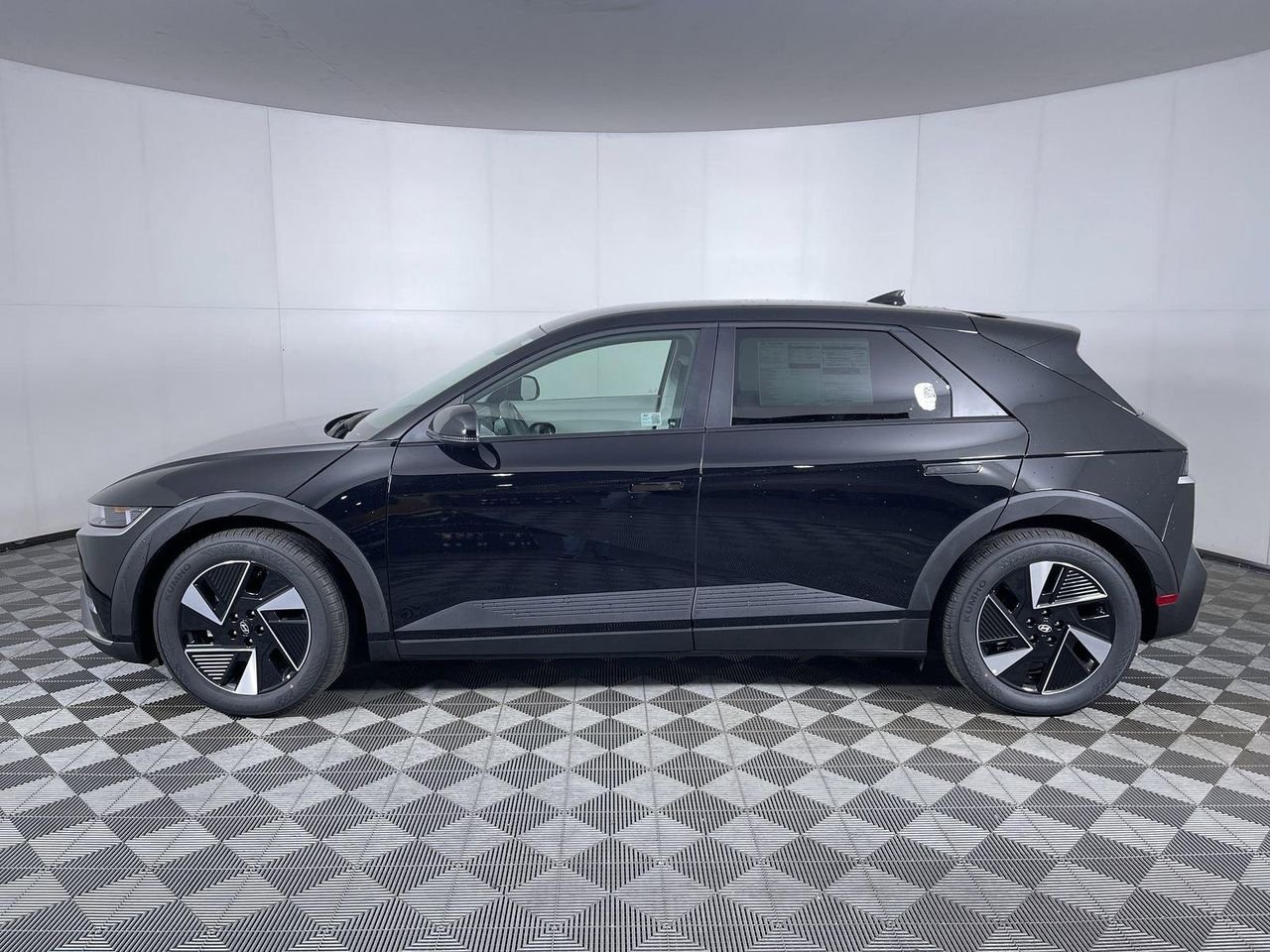 New 2026 Abyss Black Hyundai SEL image 8
