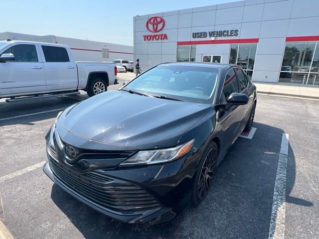 Used 2018 Black Toyota L image 1