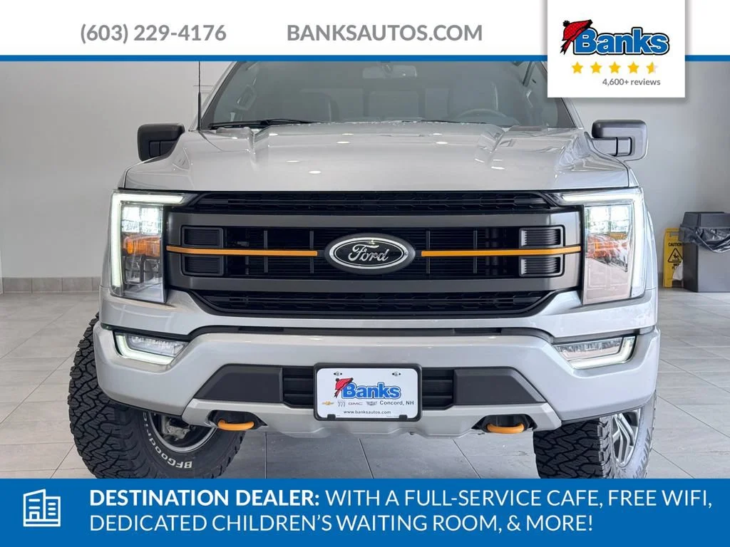 Used 2023 Silver Ford XL image 3