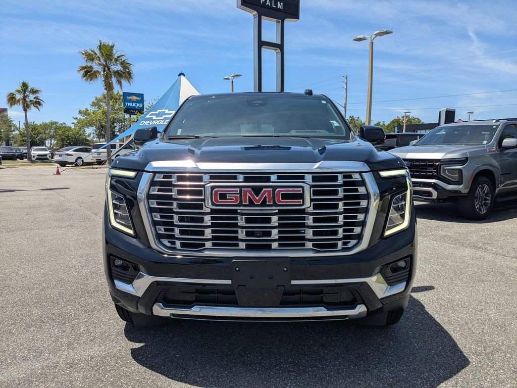 2025 GMC Yukon Denali - Photo 8