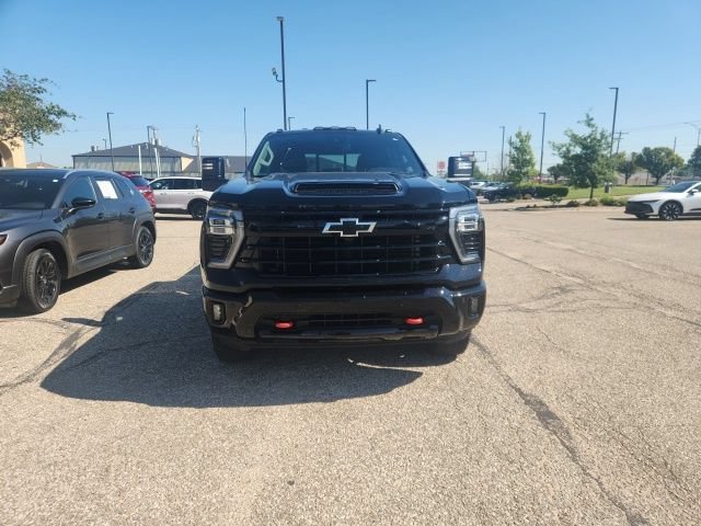 Used 2025 Black Chevrolet LT image 4