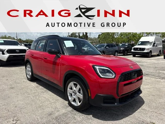 Used 2026 Red MINI Signature Plus image 1