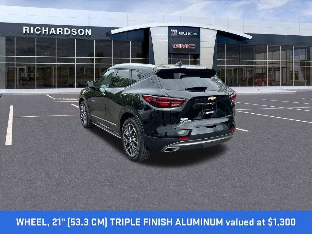 Used 2023 Black Chevrolet Premier image 3