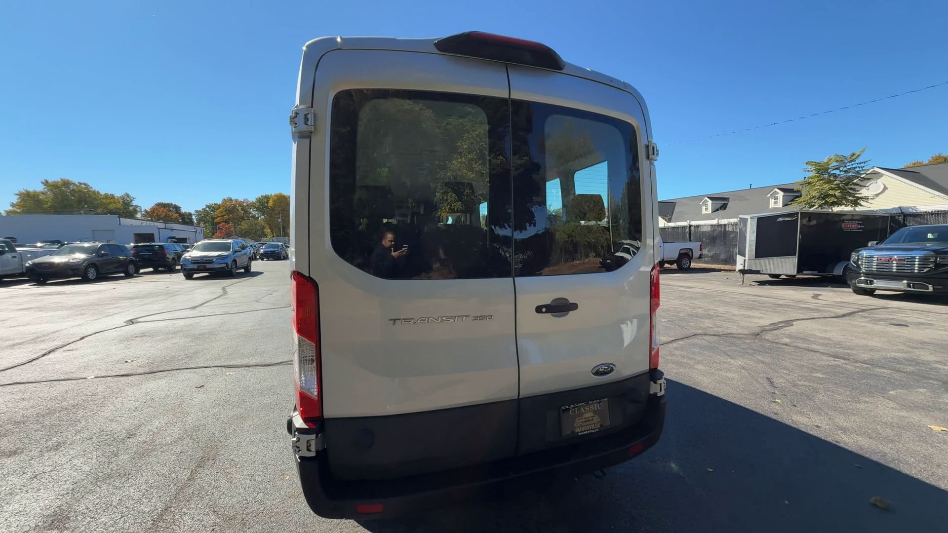2020 Ford Transit Passenger Van XL - Photo 7