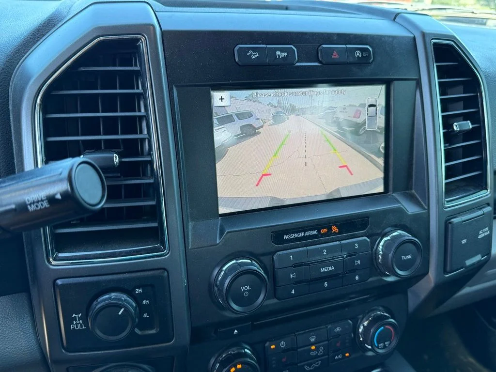 Used 2018 Silver Ford XLT image 22