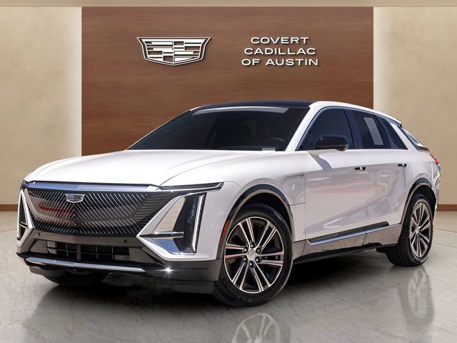 2024 Cadillac LYRIQ Luxury 2