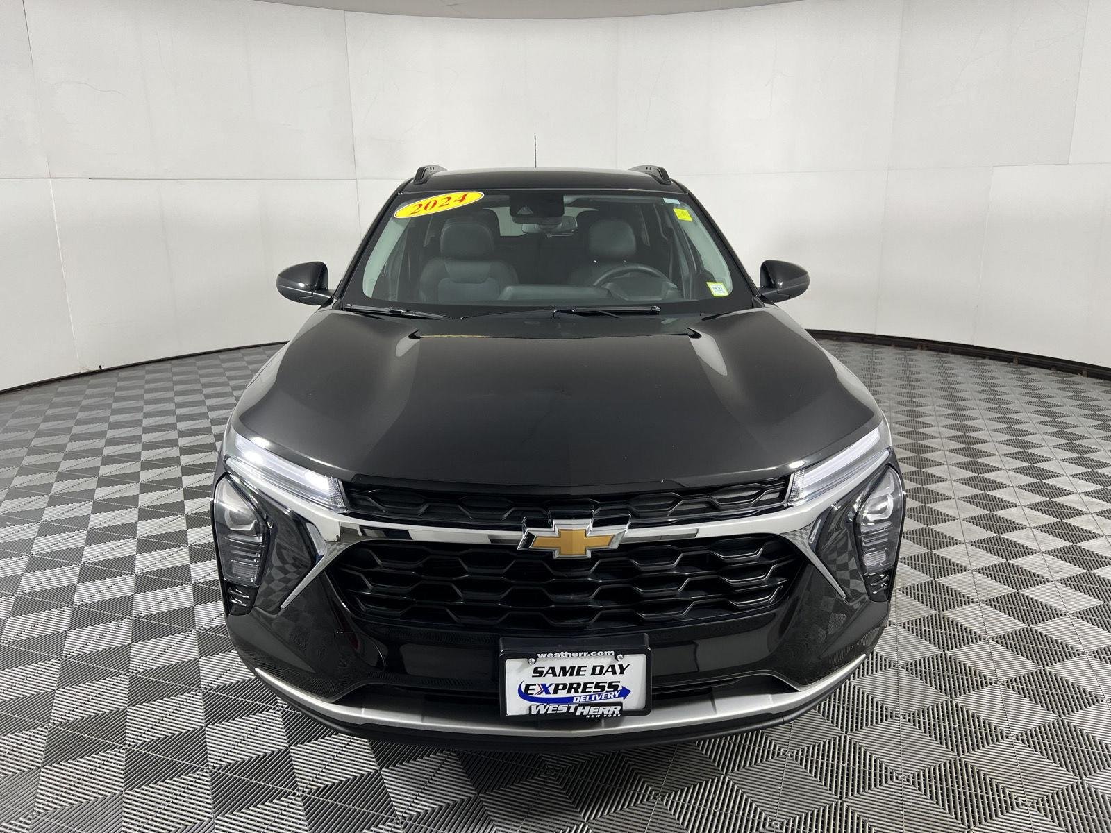 Used 2024 Mosaic Black Metallic Chevrolet LT image 6