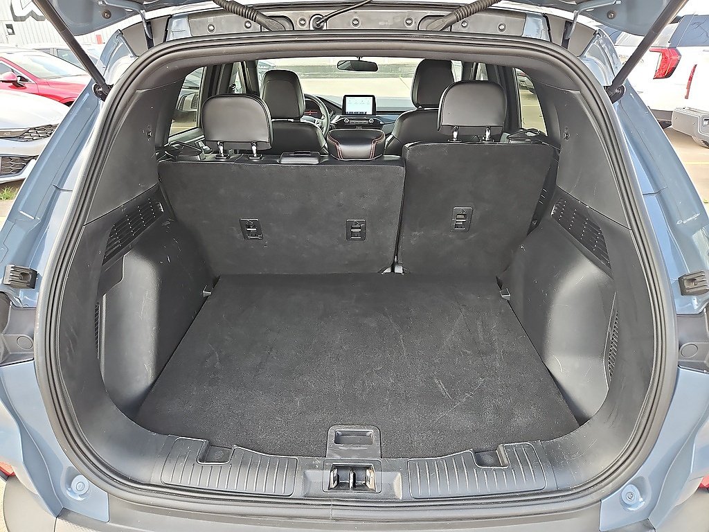 Used 2025 Vapor Blue Ford ST-Line image 17