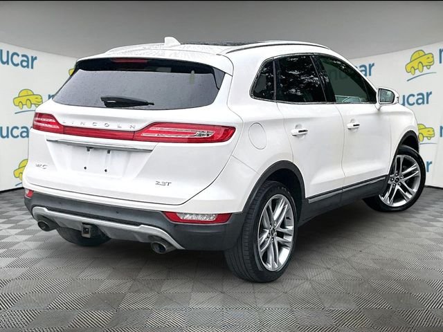 Used 2019 White Lincoln Reserve image 13
