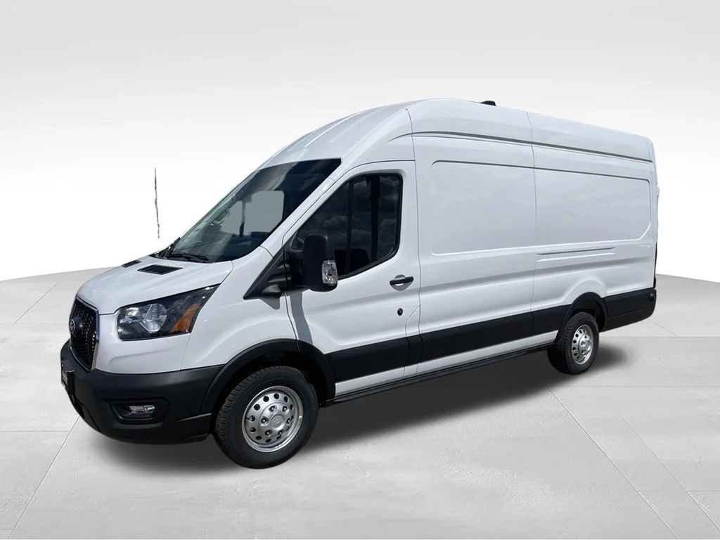 New 2026 Oxford White Ford Cargo Van image 5