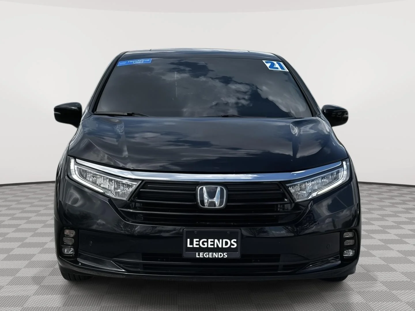 Used 2021 Honda Odyssey Touring with VIN 5FNRL6H88MB006437 for sale in Kansas City