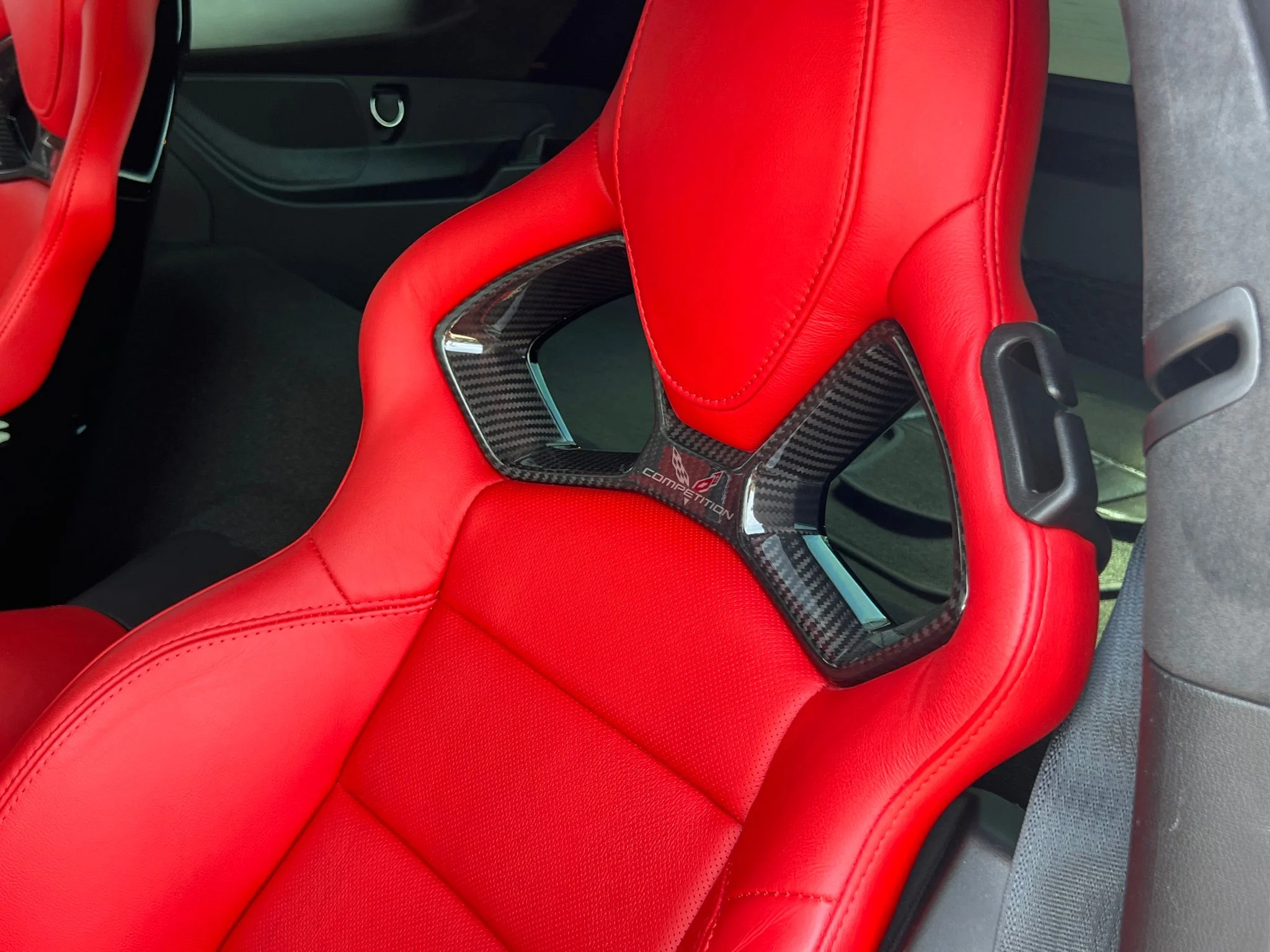 Used 2019 White Chevrolet ZR1 image 39