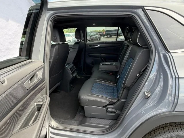 New 2026 Pure Gray Volkswagen 2.0T SEL Premium R-Line image 9