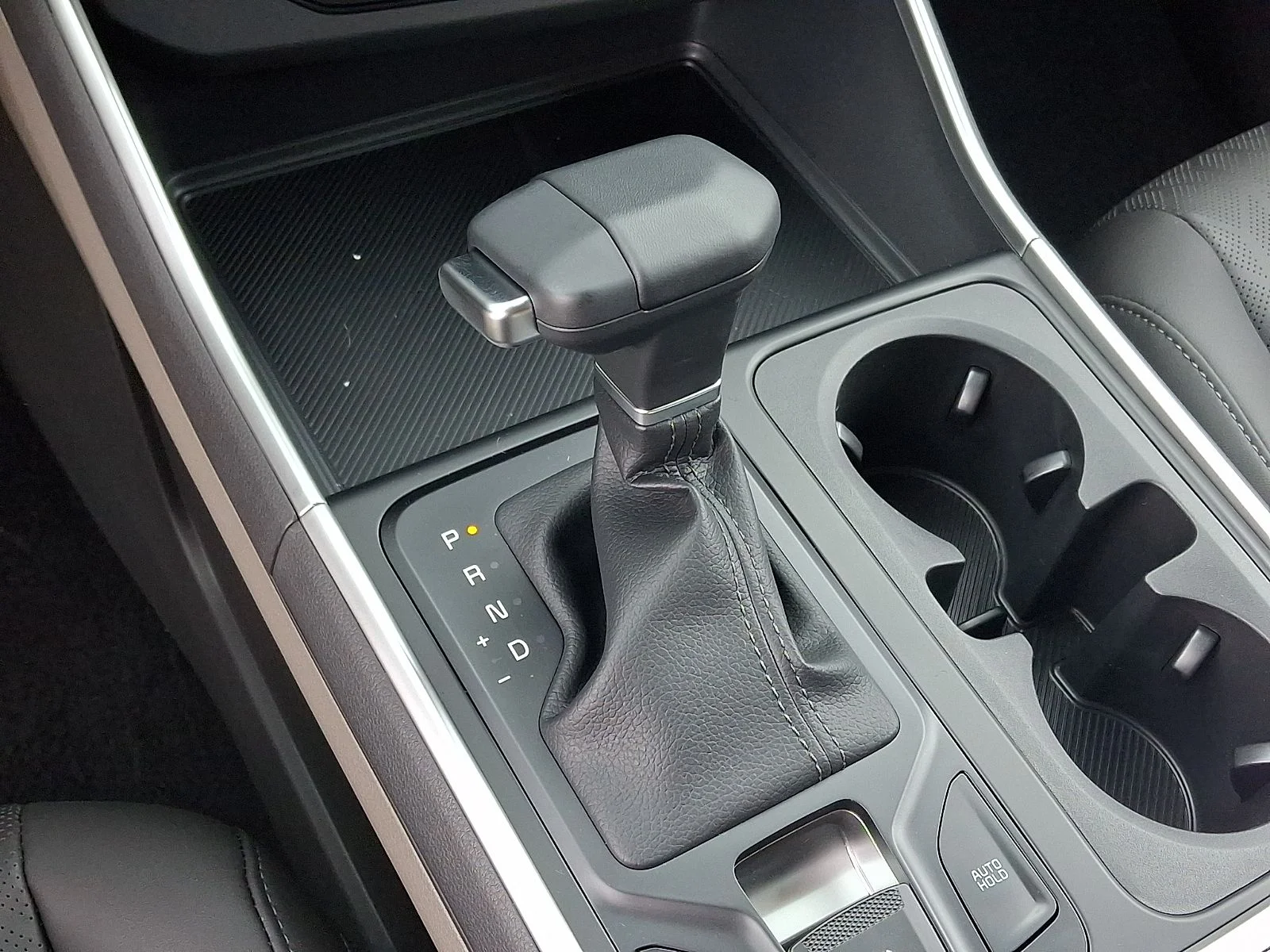 New 2027 White Kia LXS image 13