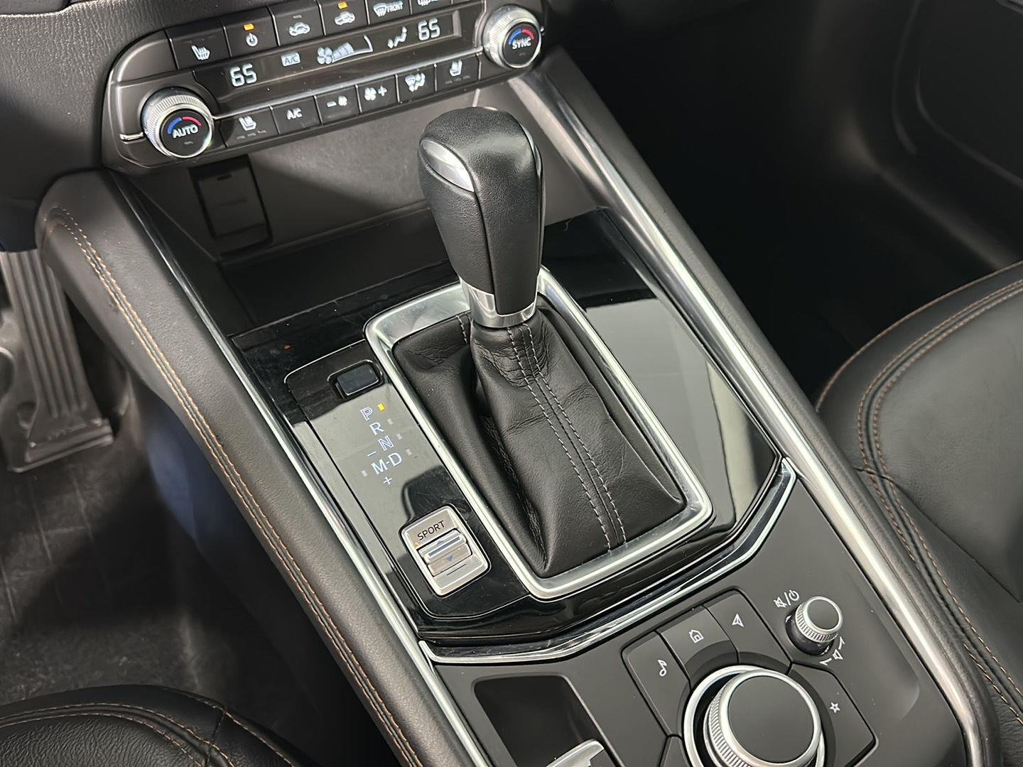 Used 2021 Snowflake White Pearl Mazda Grand Touring image 14