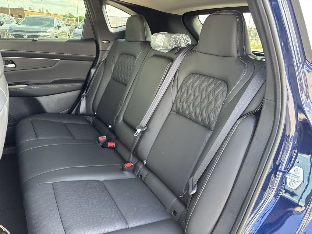 New 2026 Blue Nissan Platinum image 25