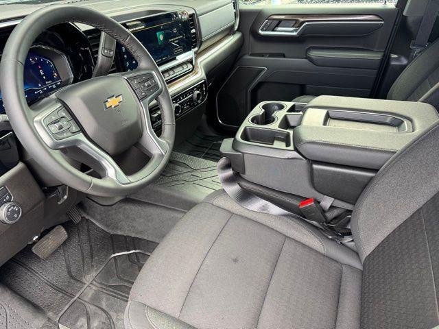 2025 Chevrolet Silverado 1500 LT - Photo 14
