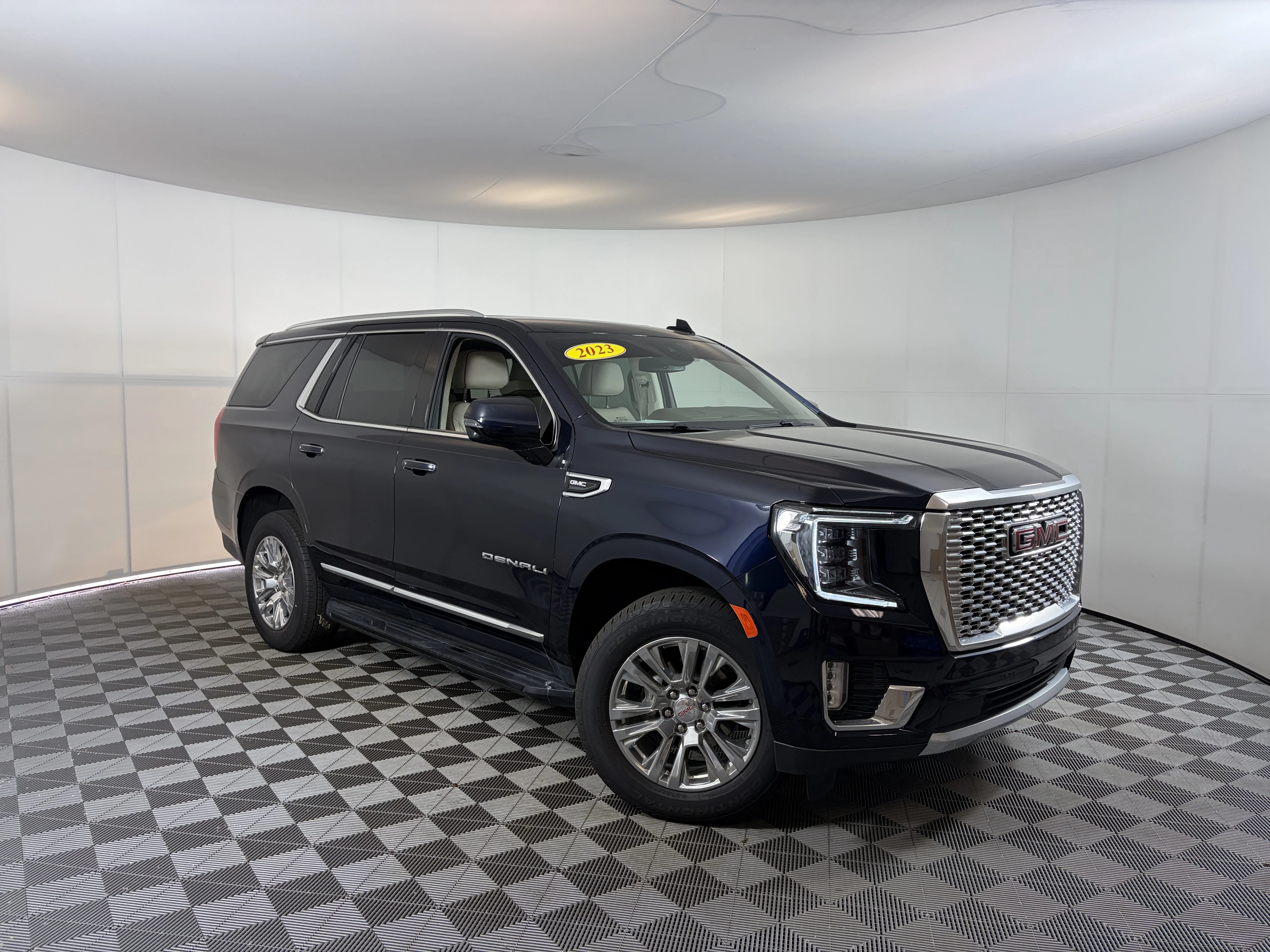 Used 2023 Midnight Blue Metallic GMC Denali image 1