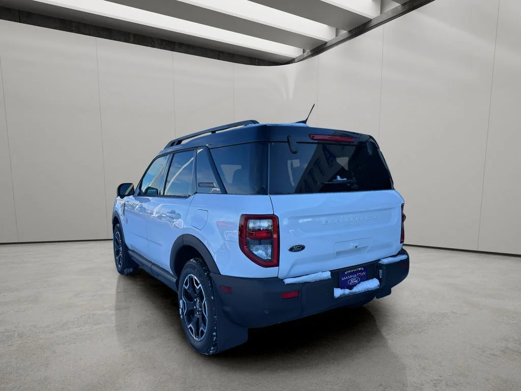 New 2025 Oxford White Ford Outer Banks® image 3