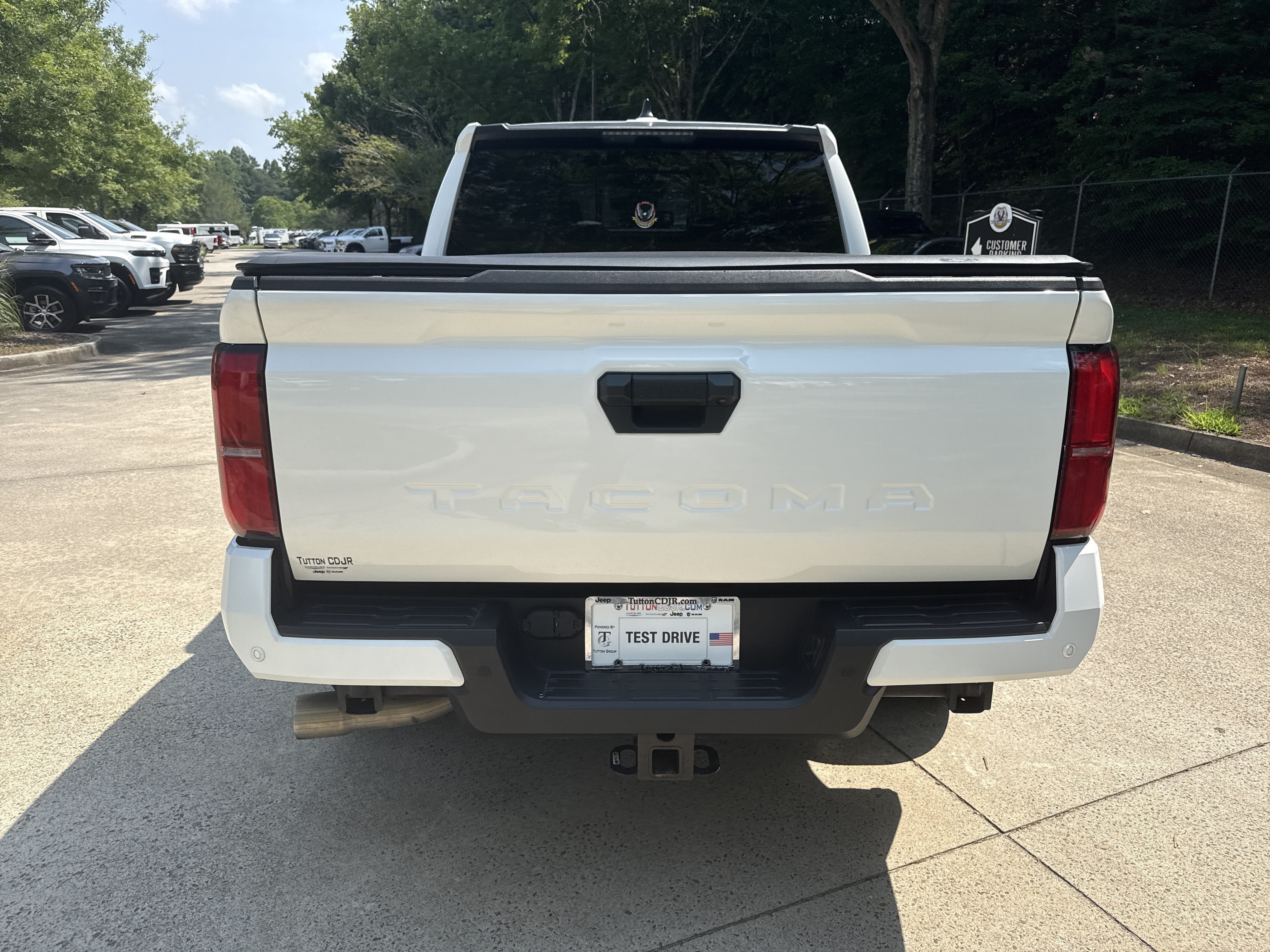 Used 2024 Ice Toyota SR5 image 6