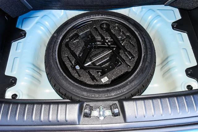 Used 2024 Blue Kia EX image 23