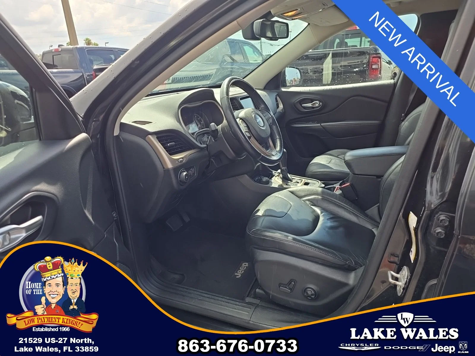 Used 2014 Black Jeep Limited image 9
