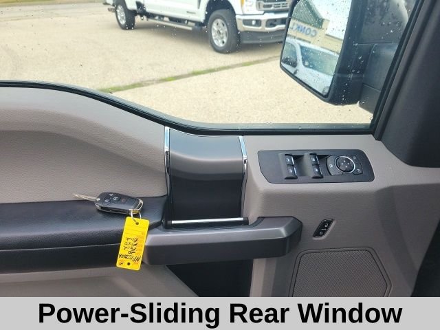 Used 2020 Black Ford XLT image 18
