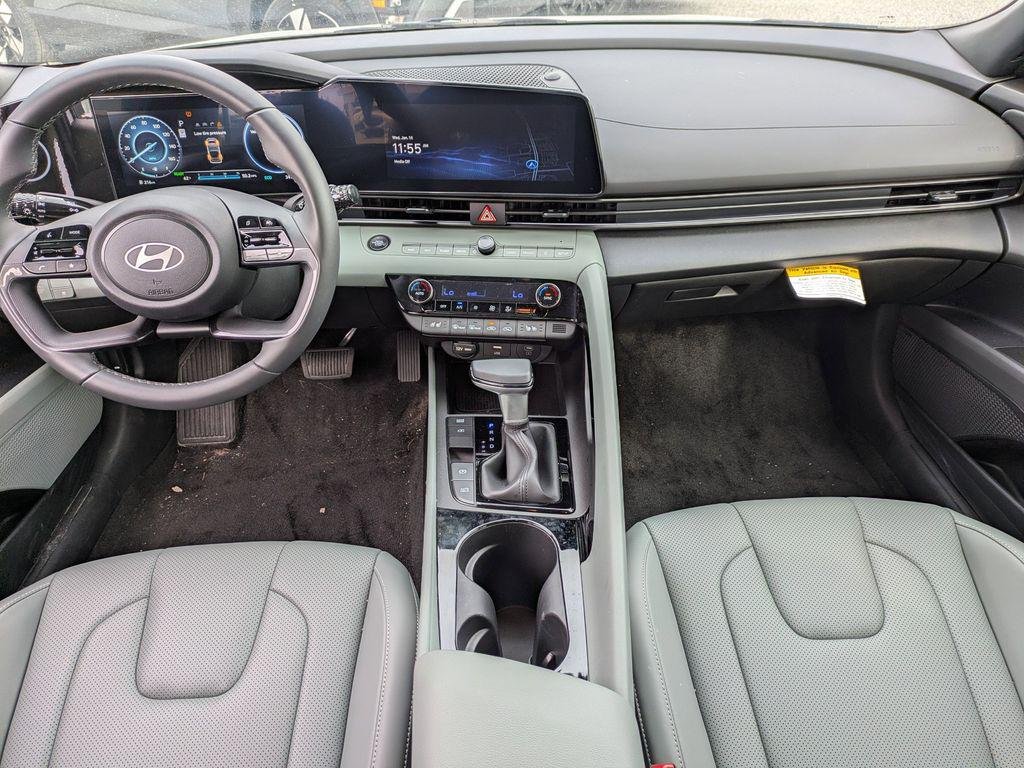 New 2025 White Hyundai Limited image 14