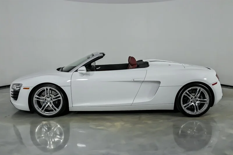 Used 2011 Ibis White Audi 4.2 quattro Spyder image 5