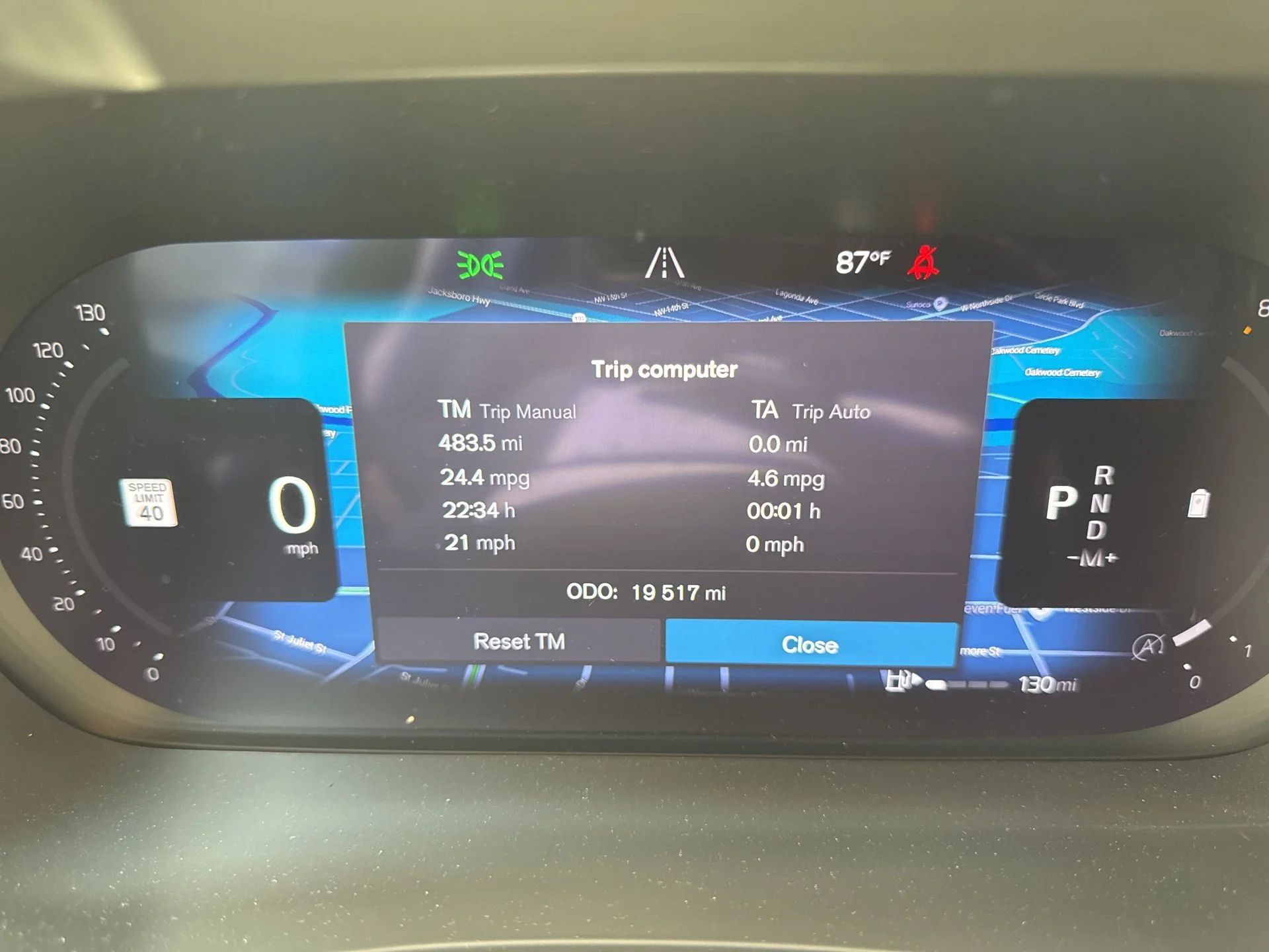 Certified Used 2024 Crystal White Volvo Plus image 10