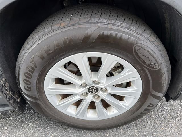 Used 2025 Black Toyota XLE image 12