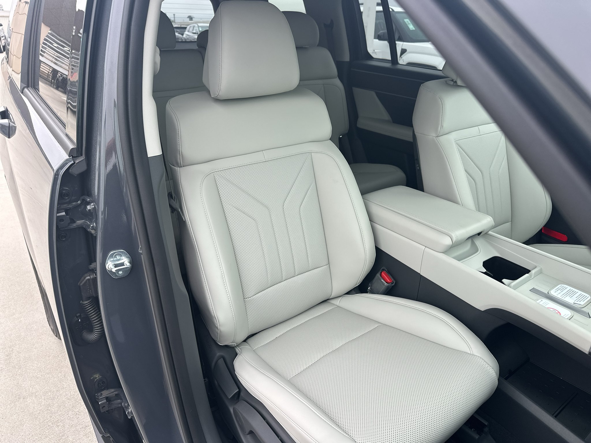 New 2026 Ecotronic Gray Hyundai SEL image 30