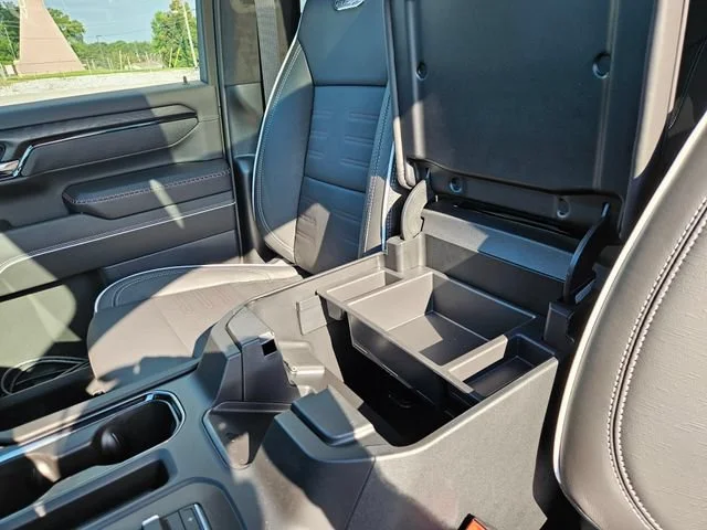 New 2026 Sterling Metallic GMC AT4X image 27