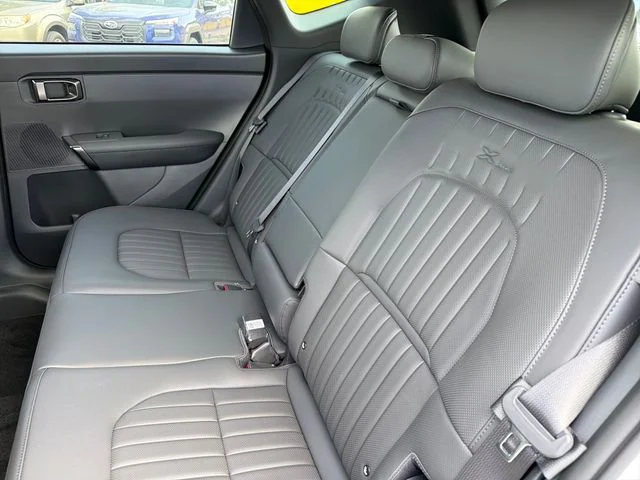 New 2027 White Kia X-Line S image 22